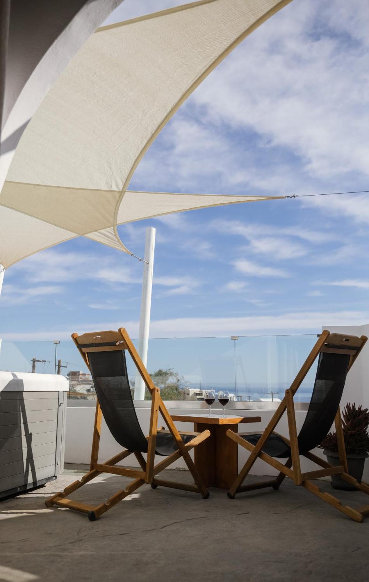 Valery Suites Fíra Kültér fotó